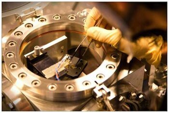  Nanomembran in Experiment