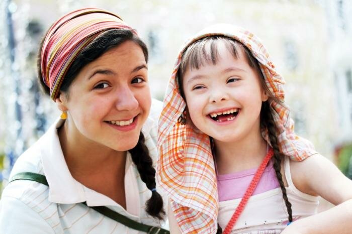  Mutter und Kind mit Down-Syndrom